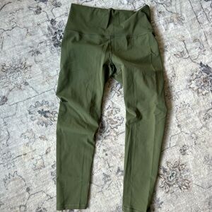 Women’s workout leggings